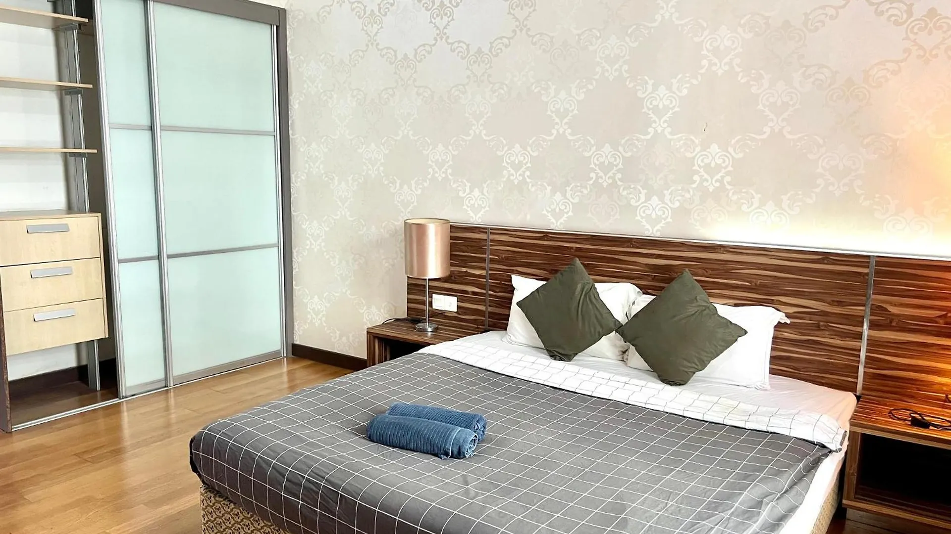 Regalia Service Suites Klcc Skypool Kuala Lumpur 0*,  Malajzia
