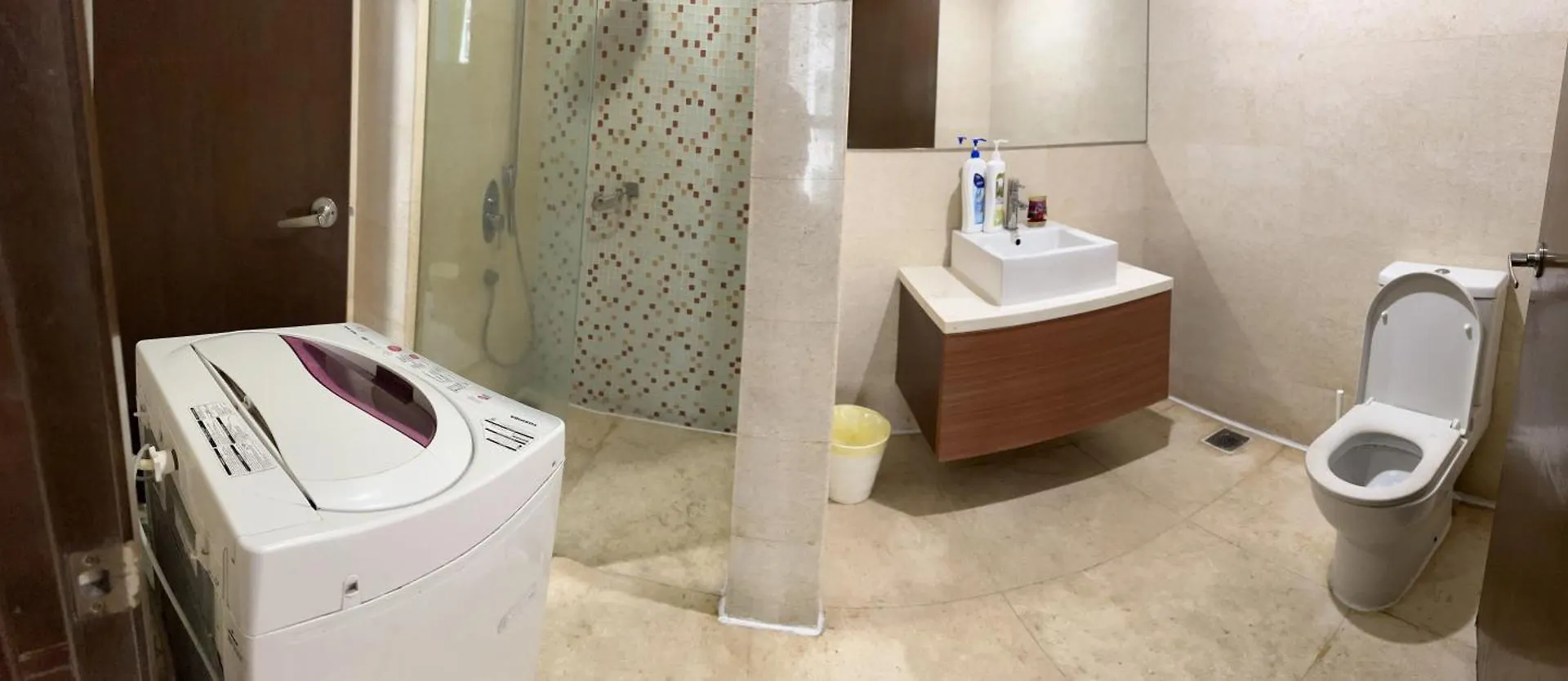 Regalia Service Suites Klcc Skypool Kuala Lumpur 0*,  Malajsie